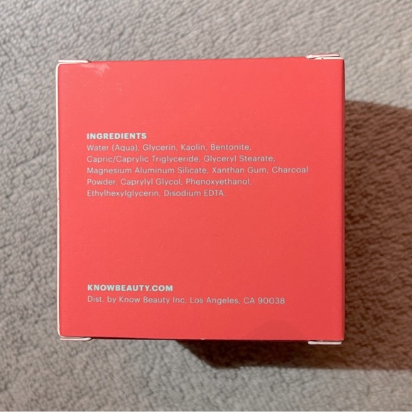 Know Beauty Detoxing Charcoal Mask - Picture 3 of 3